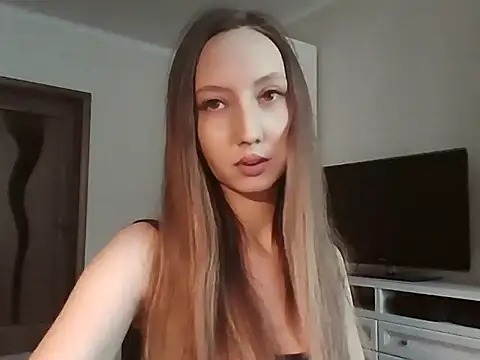 A-leya online show from December 21, 9:55 am