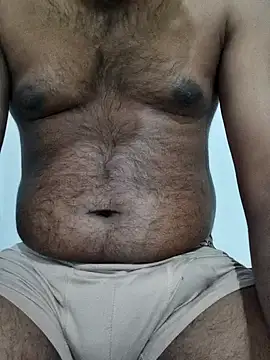 HiNaughty 9 online show from March 6, 5:35 am