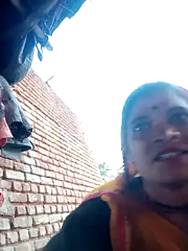 Jyoti sharma0 online show from December 5, 11:42 am