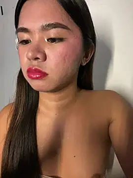 Snapshot of voganmarie chatting on June 20, 2:11 pm voganmarie online show from June 20, 2:11 pm