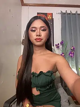 voganmarie online show from April 10, 1:07 pm