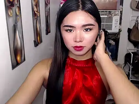 Snapshot of voganmarie chatting on July 7, 6:47 am voganmarie online show from July 7, 6:47 am