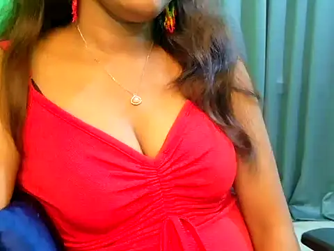 Snapshot of Spit_queenC_for_you chatting on July 12, 11:33 am Spit queenC for you online show from July 12, 11:33 am