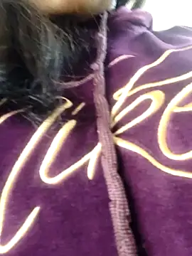 Spit queenC for you online show from December 3, 9:53 am