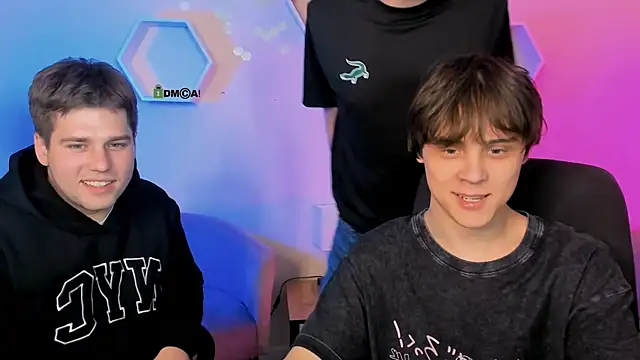 Snapshot of michael_strong_ chatting on December 4, 1:43 pm michael strong online show from December 4, 1:43 pm