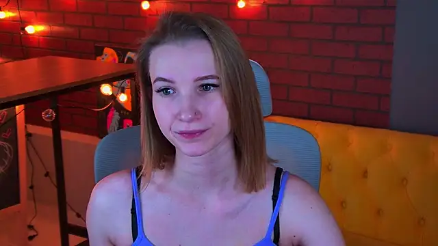 Snapshot of Megan_Rodgers chatting on December 21, 5:25 pm Megan Rodgers online show from December 21, 5:25 pm