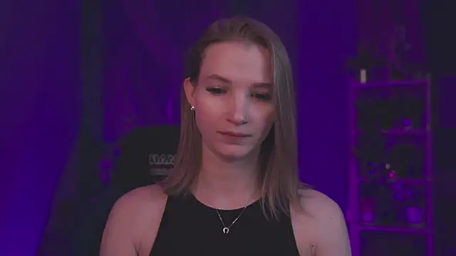 Snapshot of Megan_Rodgers chatting on February 21, 5:37 pm Megan Rodgers online show from February 21, 5:37 pm