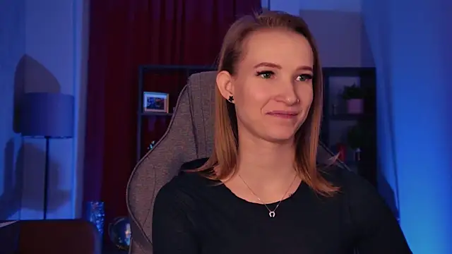 Megan Rodgers online show from April 21, 8:37 pm