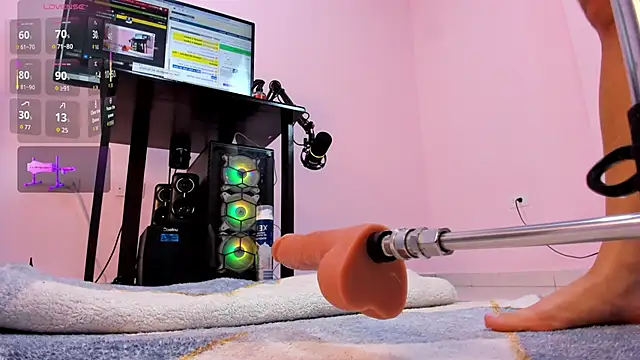 Lily Cole27 online show from February 24, 3:29 am