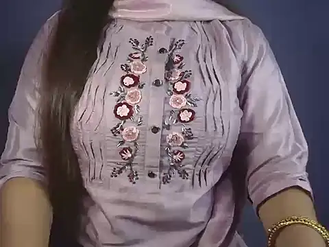Hotty Suzuka online show from March 13, 3:55 am