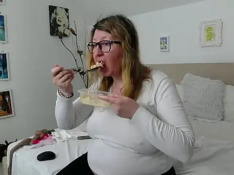 OlgaPavlova online show from March 28, 1:23 pm