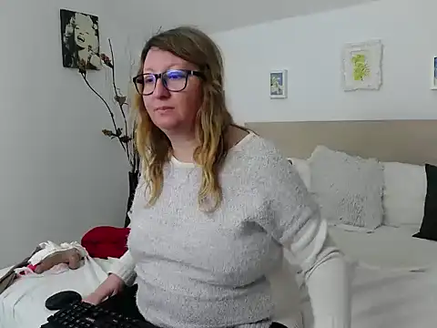 OlgaPavlova online show from April 2, 8:54 am