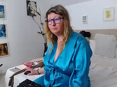 Snapshot of OlgaPavlova chatting on April 30, 11:50 am OlgaPavlova online show from April 30, 11:50 am