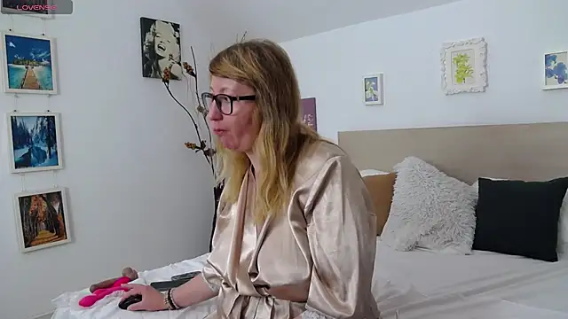 OlgaPavlova online show from December 20, 3:48 pm