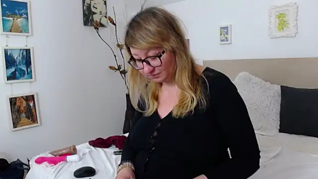 OlgaPavlova online show from February 14, 1:22 pm