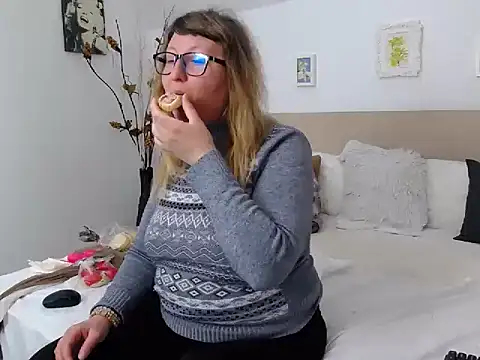 OlgaPavlova online show from April 15, 11:38 am