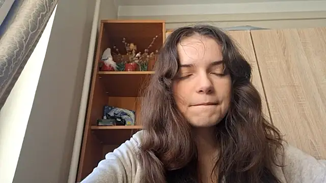 KellyKelik online show from February 14, 7:41 am