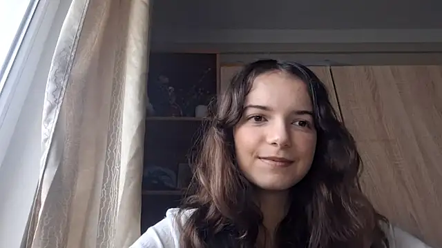 Snapshot of KellyKelik chatting on January 8, 8:09 am KellyKelik online show from January 8, 8:09 am