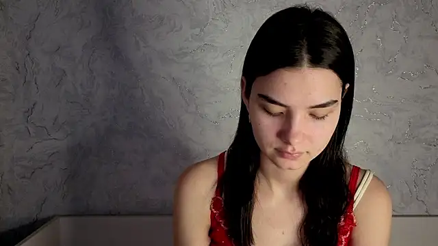 Laura Sunday online show from February 27, 8:14 am