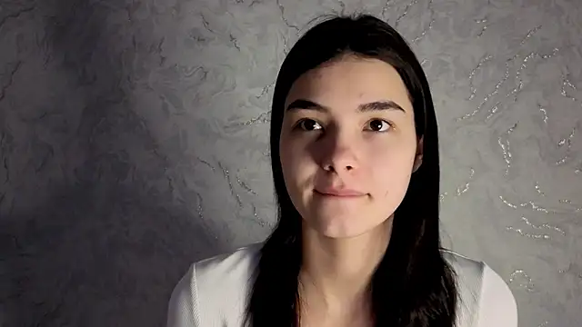 Laura Sunday online show from February 16, 12:15 pm