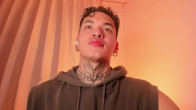 AlecBanne online show from December 15, 3:01 am