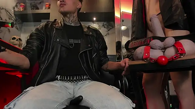 AlecBanne online show from April 17, 11:07 pm