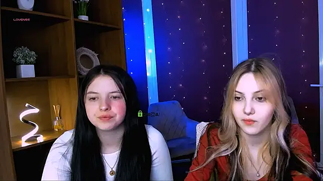 Snapshot of diara_ti chatting on December 15, 6:08 am diara ti online show from December 15, 6:08 am