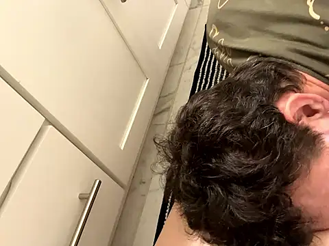 Snapshot of XxxCertified_Freak69xxx chatting on December 17, 11:43 pm XxxCertified Freak69xxx online show from December 17, 11:43 pm