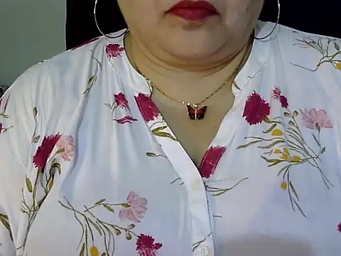 Snapshot of Soniya_Sha chatting on May 26, 1:53 pm Soniya Sha online show from May 26, 1:53 pm
