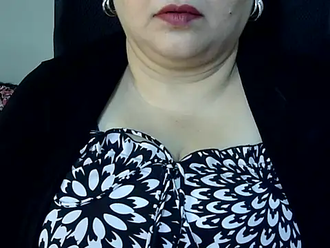 Snapshot of Soniya_Sha chatting on May 11, 2:45 pm Soniya Sha online show from May 11, 2:45 pm