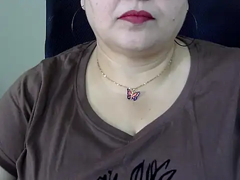 Snapshot of Soniya_Sha chatting on June 6, 7:35 am Soniya Sha online show from June 6, 7:35 am