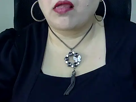 Snapshot of Soniya_Sha chatting on May 13, 7:26 am Soniya Sha online show from May 13, 7:26 am