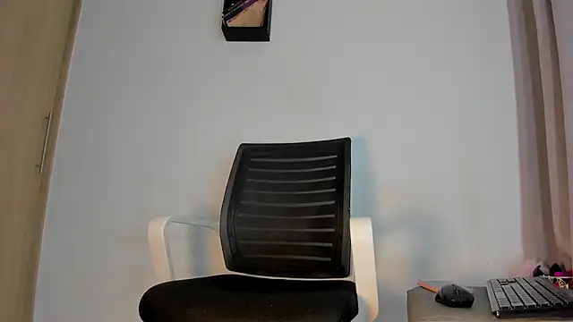 Nanny 11 online show from April 6, 11:06 pm