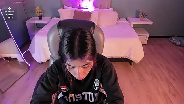 Celeste Rous   online show from March 27, 12:39 pm