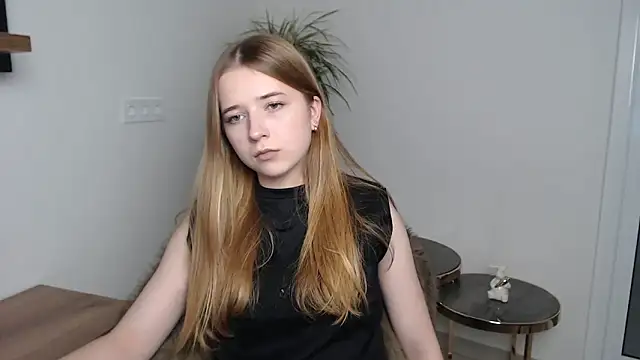 SweetBellaa  online show from December 4, 1:21 pm