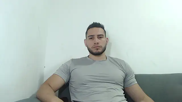 Seank Noszka online show from January 11, 7:10 pm