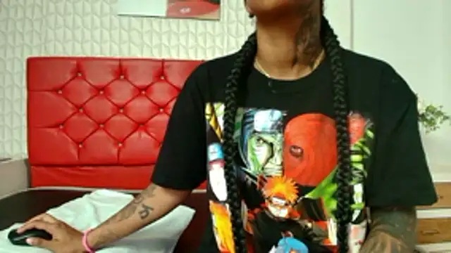 Snapshot of Elizabetth_Roman chatting on January 31, 7:45 pm Elizabetth Roman online show from January 31, 7:45 pm