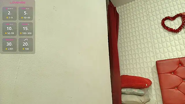 Elizabetth Roman online show from March 14, 8:48 pm