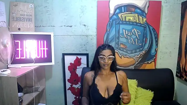 Indianzaraxxx online show from April 17, 5:38 pm