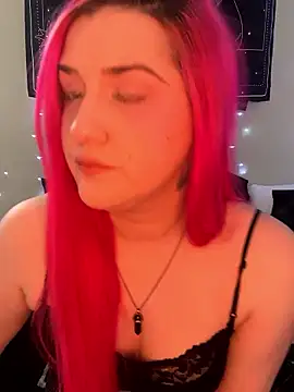 MaryMary  online show from January 11, 6:59 pm