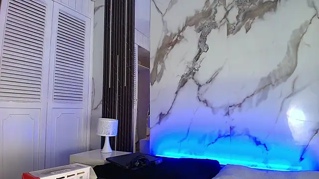 BellaHarpeer online show from March 25, 7:35 pm