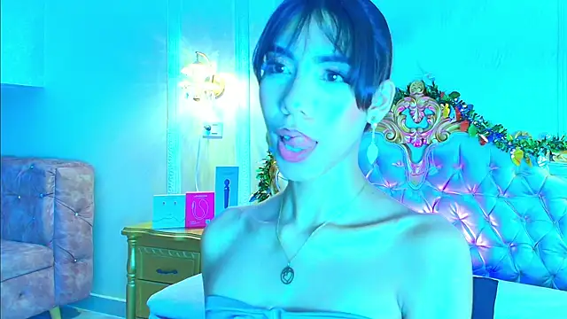 BellaHarpeer online show from December 16, 8:46 pm