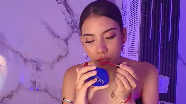 BellaHarpeer online show from March 31, 8:00 pm