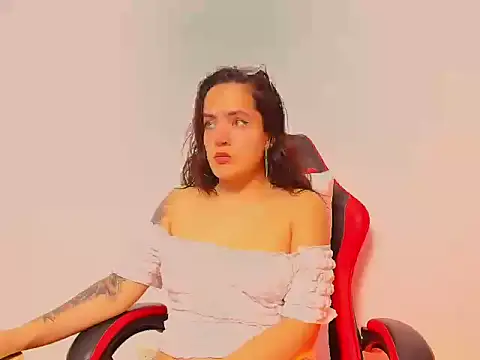 sara santana   online show from February 11, 6:24 am