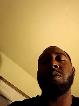 iLOVETRAY96 online show from December 21, 4:36 am