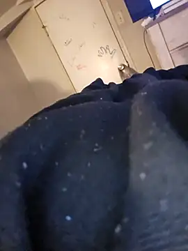 iLOVETRAY96 online show from January 12, 3:19 pm