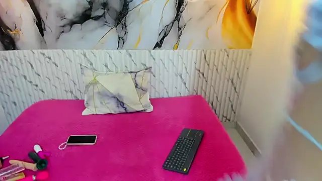 VioletaSweett1 online show from February 10, 6:40 pm