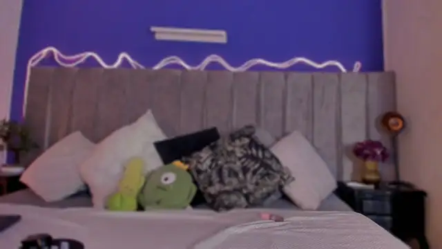 Aura sun online show from February 28, 11:54 am