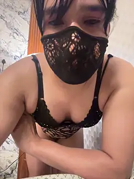 sissyhoney10 online show from March 29, 6:42 pm