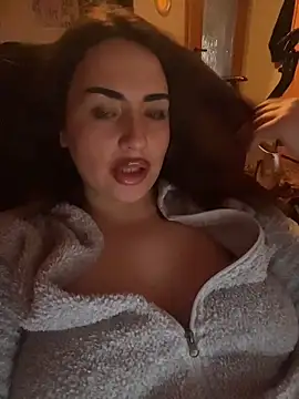 tesaa1212 online show from March 26, 4:38 pm